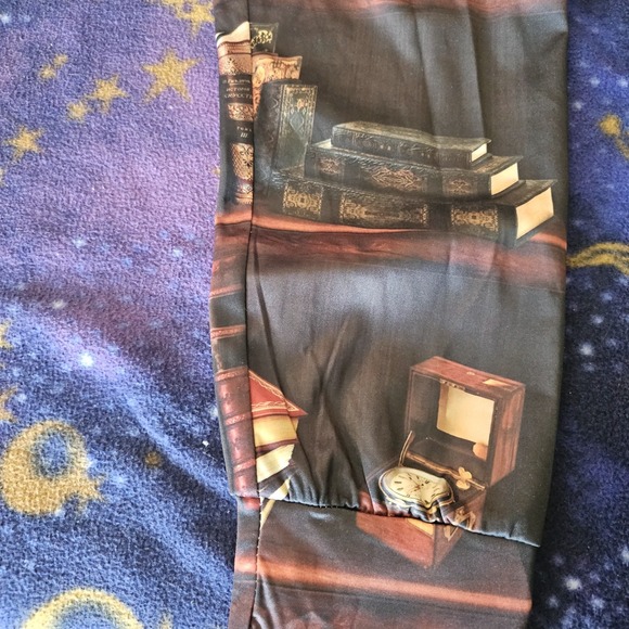 Just A Girl Who Loves Books Joggers Emily Personalized Sweatpants Women's - Picture 7 of 12